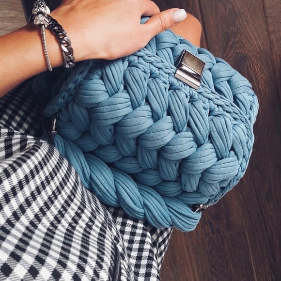 CROCHET PURSES WITH A HANDLE & CHAINS - Picture 6 of 7